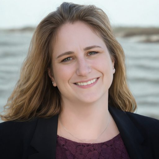 Beth Thomas-Gindel, Maine real estate agent, waterfront headshot in Midcoast Maine